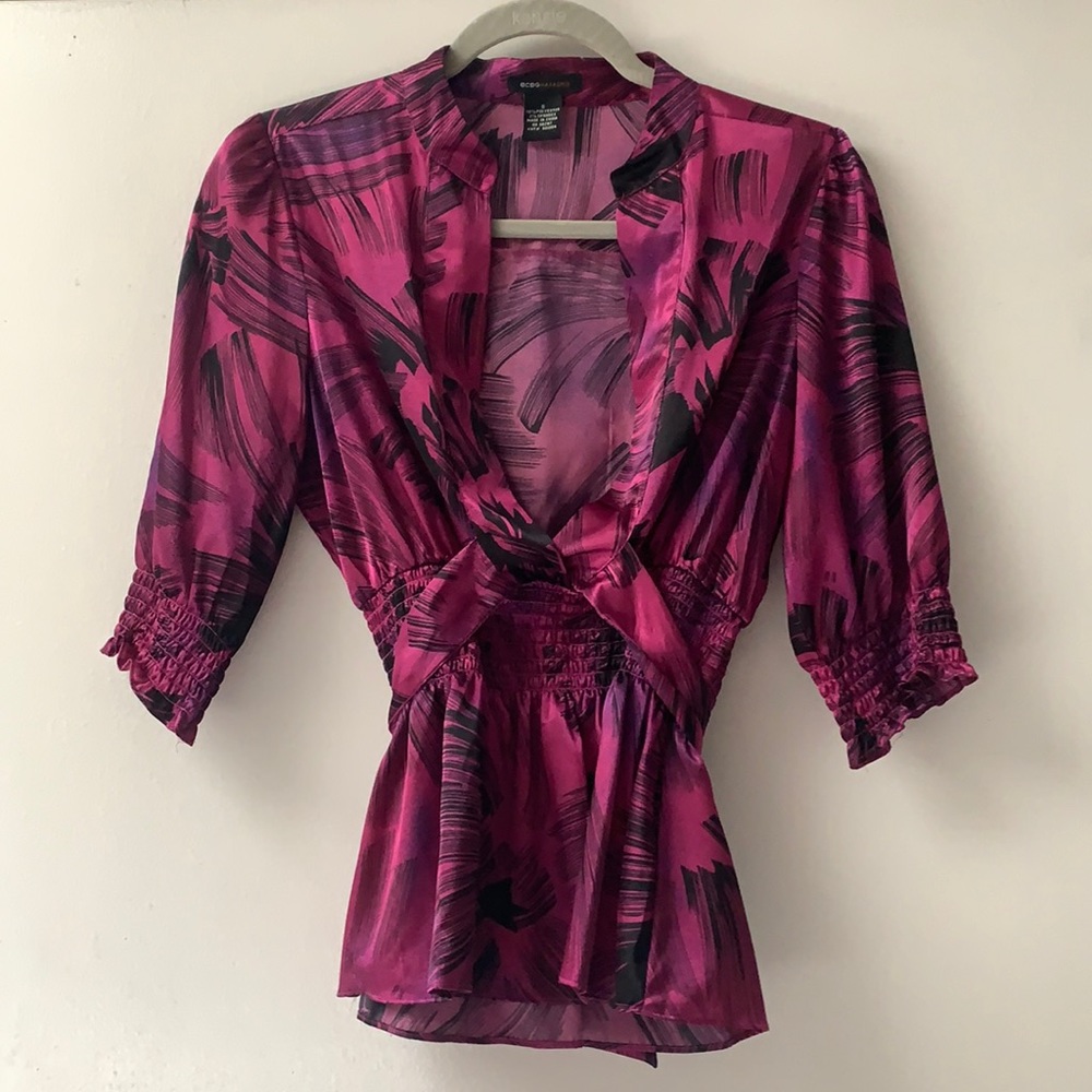 BCBG low cut top
